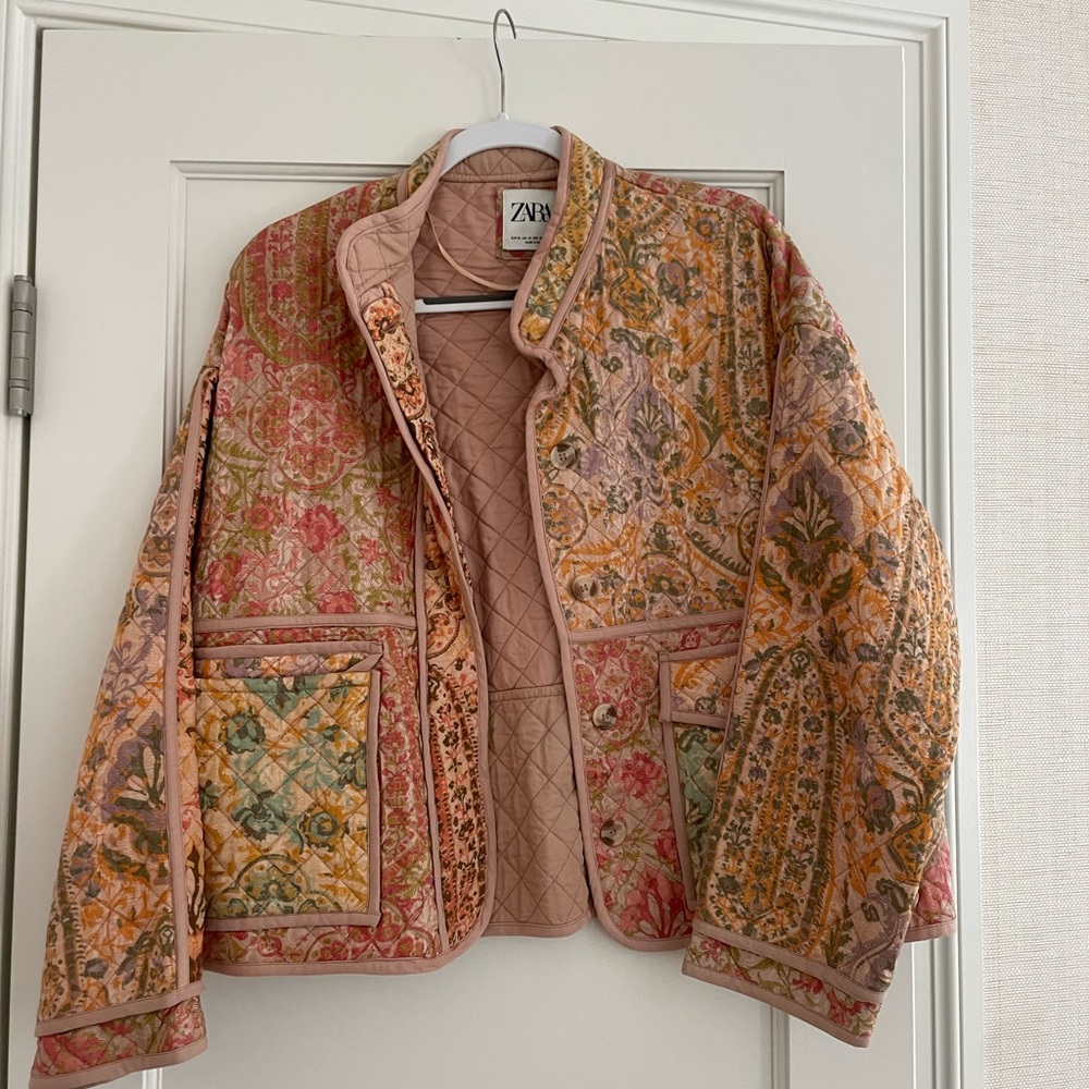 Zara Women's Multicolor Quilted Jacket